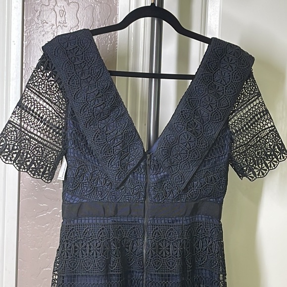 Self Portrait Spiral Panel Lace Midi Dress Navy Blue US Size 6 NEW - Picture 10 of 13